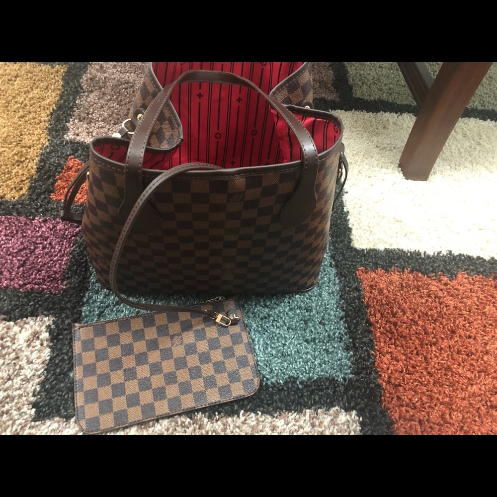 Handbag, with tags